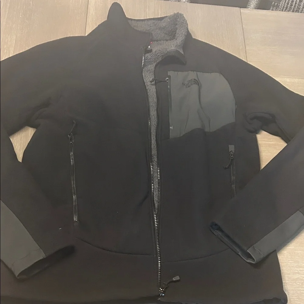 The North Face Men's‎ Black and Gray Performance Jacket